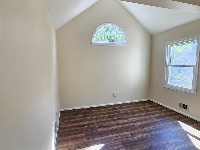 3 Millay Ct — Photo 23