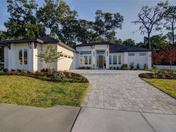 14524 SW 4th Pl, Newberry, FL 32669