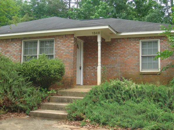 1348 Kent Dr, Auburn, AL 36830