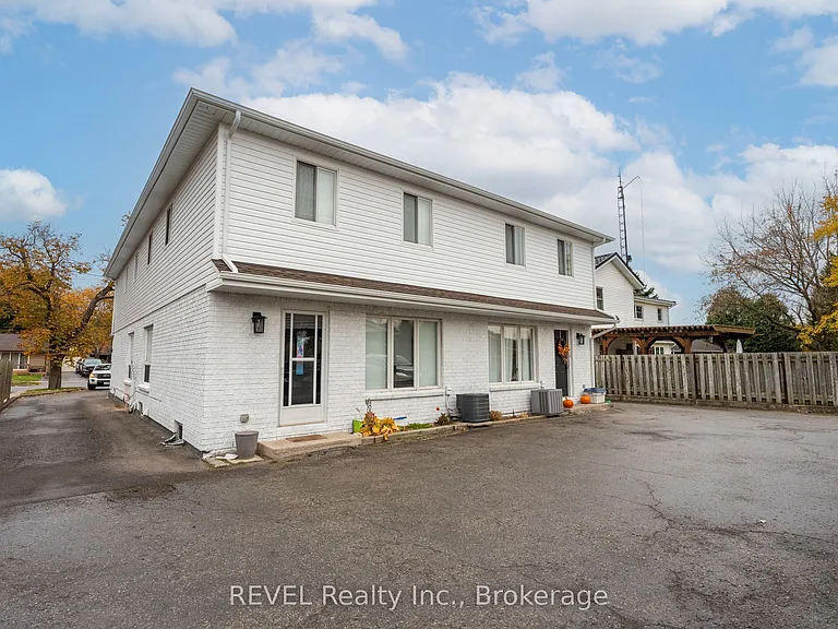 1372 Haist St #1 — Photo 3