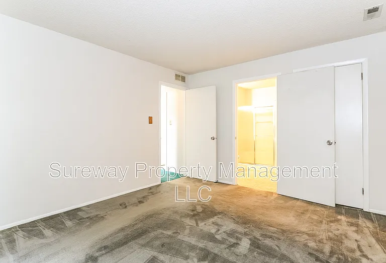 4607 Aberdeen Dr — Photo 9
