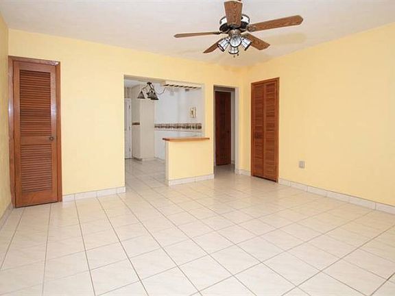 4th image of 55 Somerset St APT 3