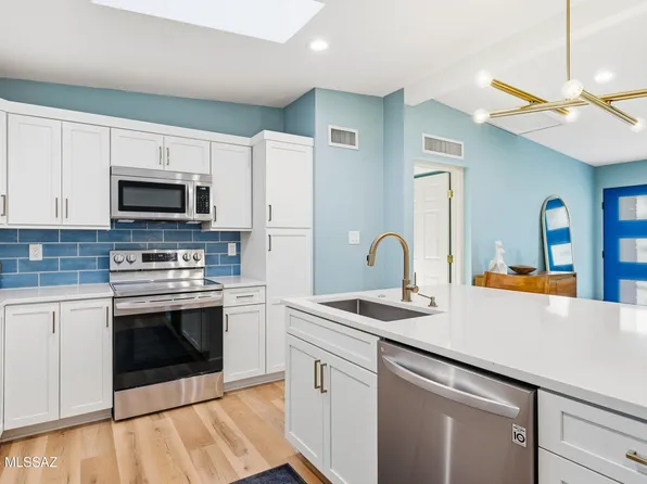 5864 E Eastland St, Tucson, AZ 85711