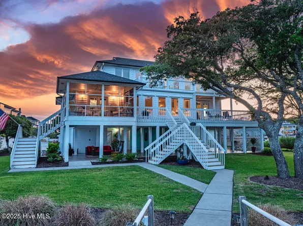 945 Radnor Road, Wilmington, NC 28409