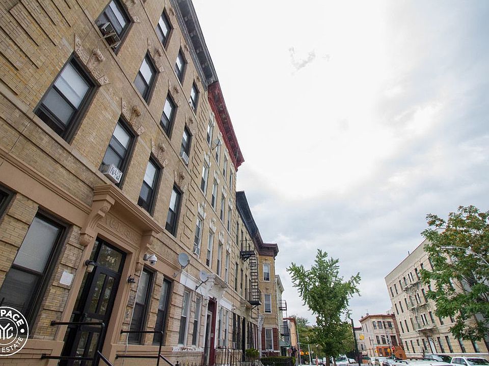 1st image of 681 Lincoln Pl APT 1