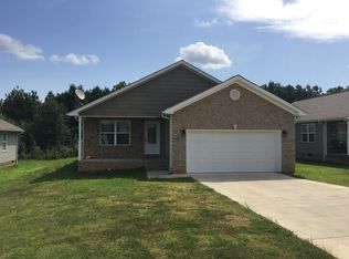 585 Bud Holland Rd, Dalton, GA 30721