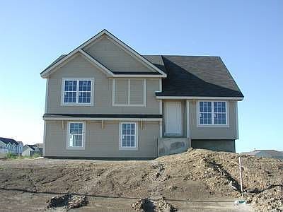 1st image of 300 NE 192nd Trl