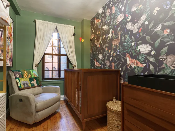 102 East 22nd Street image 7 of 7