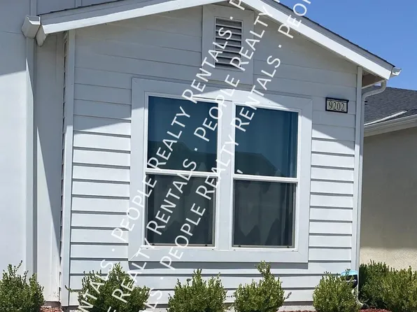 9202 Majestic Falls Ln Unit B, Bakersfield, CA 93314