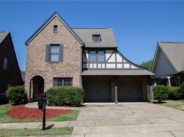 2125 Chalybe Dr, Hoover, AL 35226