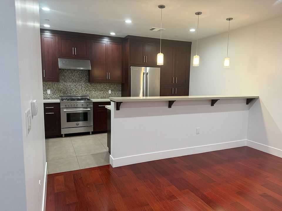 1st image of 960 N San Antonio Rd Unit 226