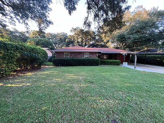 3rd image of 7580 Long Meadow Ln
