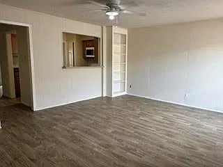 2 bed, 1.5 bath, 1318 sqft, $1,450 — Photo 4