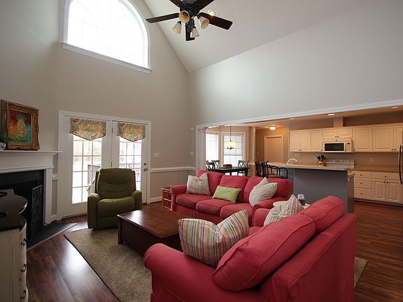 4th image of 1321 Pine Needle Pl