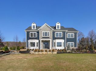 11 Sneider Rd, Warren, NJ 07059