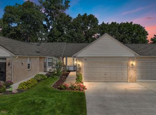 3118 Harbor Ct, Waterford, MI 48328