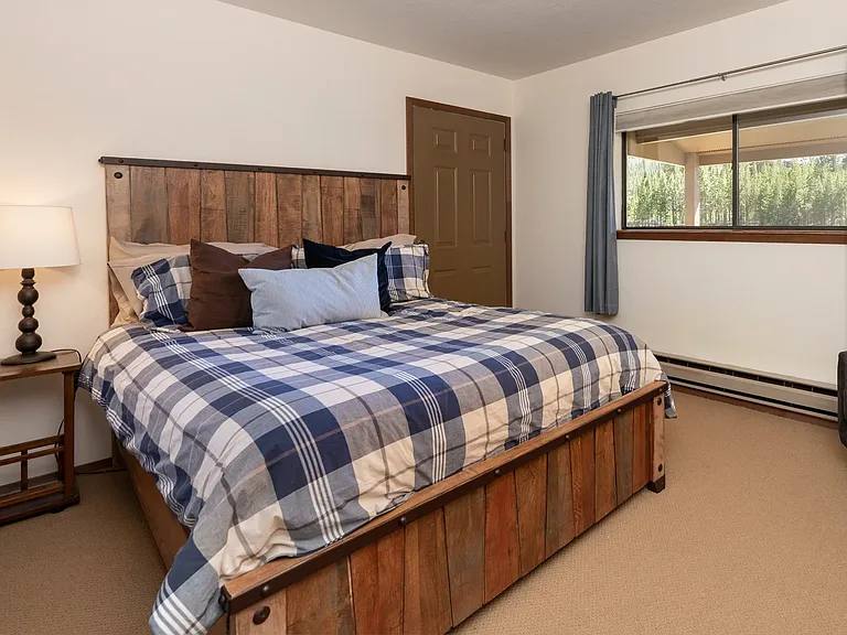 203 Village Dr #11-32 — Photo 17