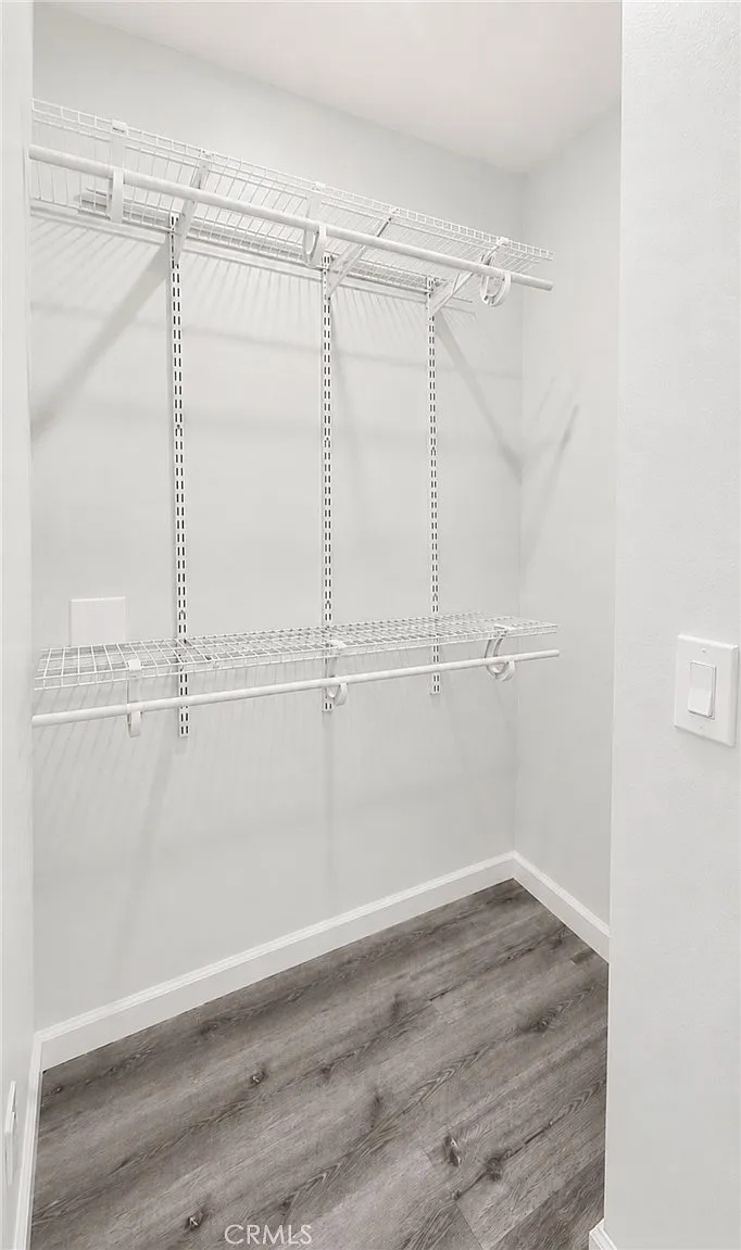 Studio, 350 sqft, $1,350 — Photo 4