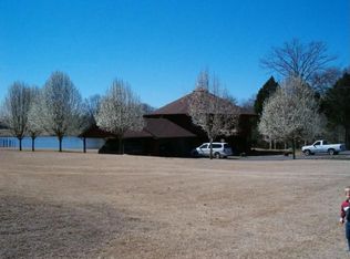 1505 Easton Dr, Clarksville, AR 72830