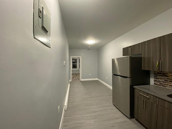 5th image of 139 School St APT 3N