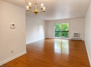 807 Eves Dr Unit 3Q, Hillsborough, NJ 08844