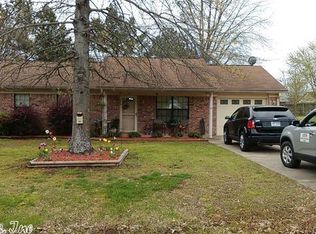 13 Louise Ln, Greenbrier, AR 72058