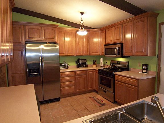 Kitchen with all new applian