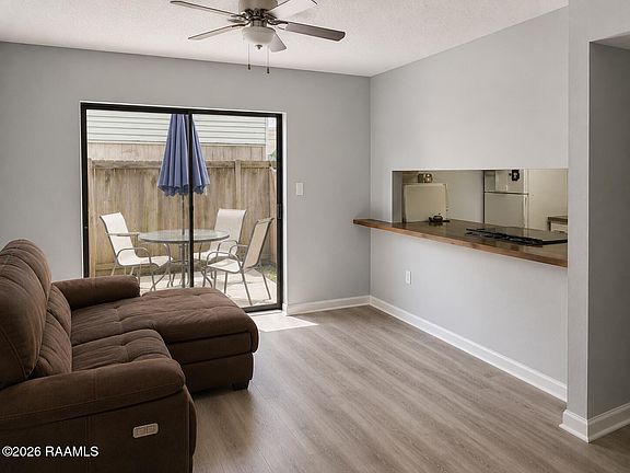 2nd image of 110 W Bayou Pkwy APT 604