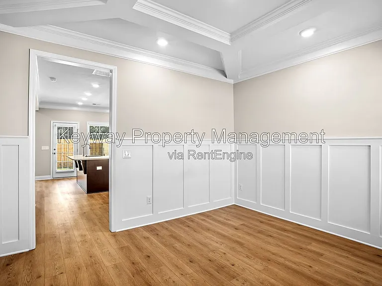 3225 Venetian Dr — Photo 5