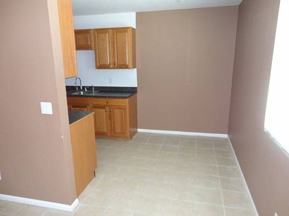 5th image of 229 E Graham Ave #A
