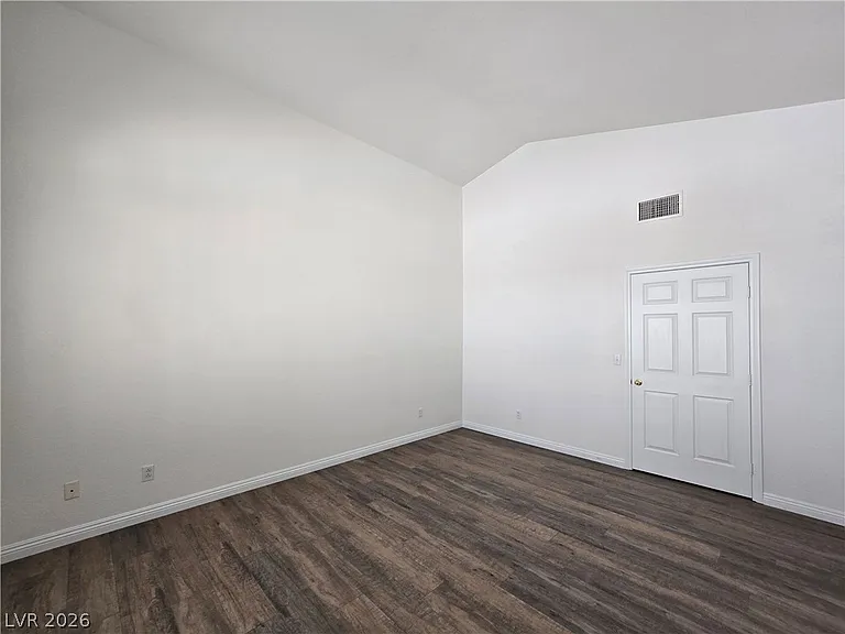 1909 Scenic Sunrise Dr — Photo 16