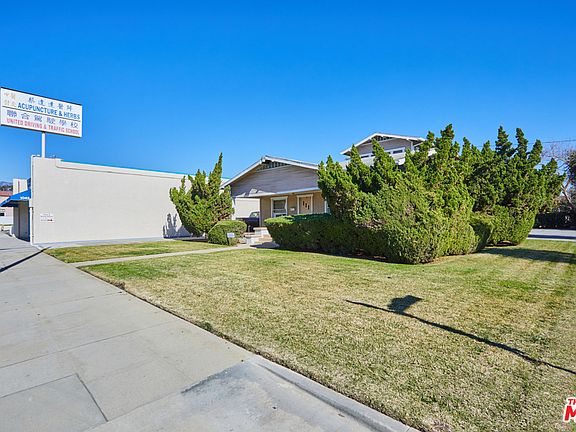 4th image of 1046 S San Gabriel Blvd