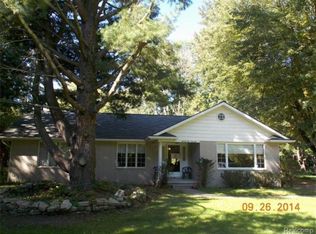 2570 Clara St, Applegate, MI 48401