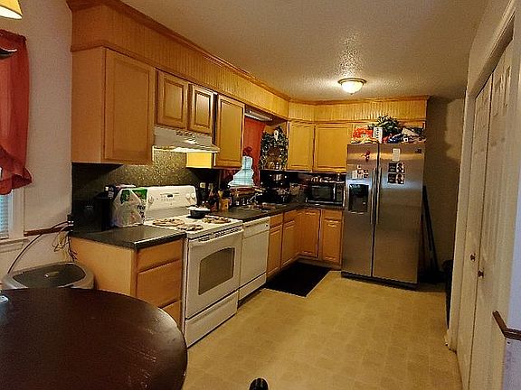 5th image of 202 Woodland Dr