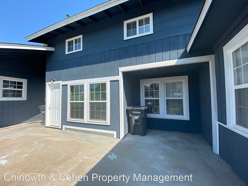 1st image of 1547 S Knoxville Ave #2