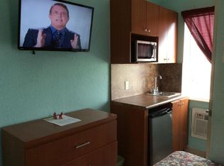 100 E 17th St, Hialeah, FL 33010