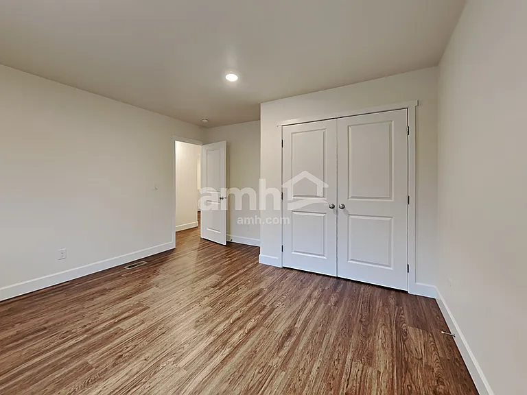 12451 83rd Ave E — Photo 13