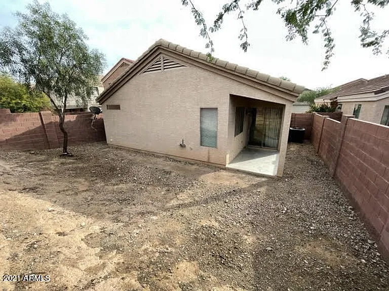 23438 W Cocopah St — Photo 31