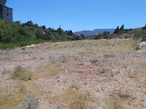 4th image of 1115 E Desert Jewel Dr