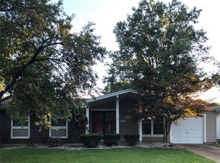 1360 Leisure Dr, Florissant, MO