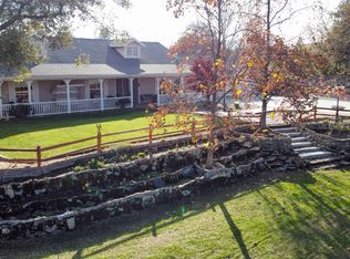 30901 Corral Dr, Coarsegold, CA