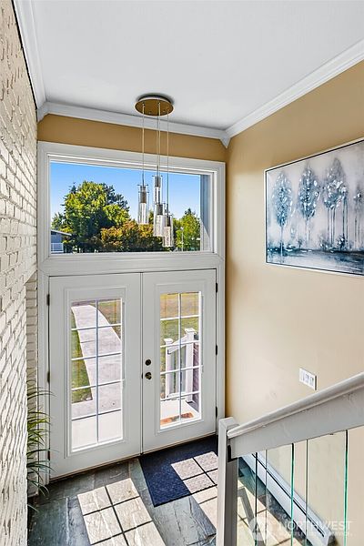 4th image of 1204 N Vista Road