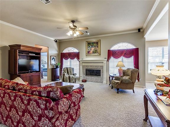 5th image of 1010 N Savannah Ter