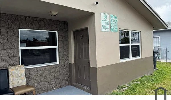 7610 SW 10th Ct #B — Photo 1