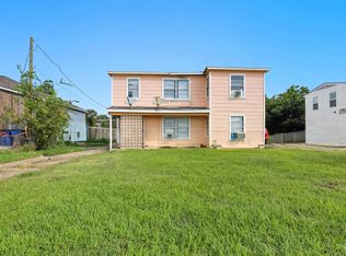 1028 5th Ave N, Texas City, TX 77590