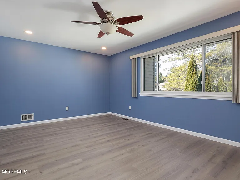 2 Elizabeth Ct — Photo 19
