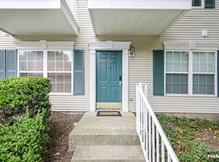 2054 Charles Ct, Mahwah, NJ 07430