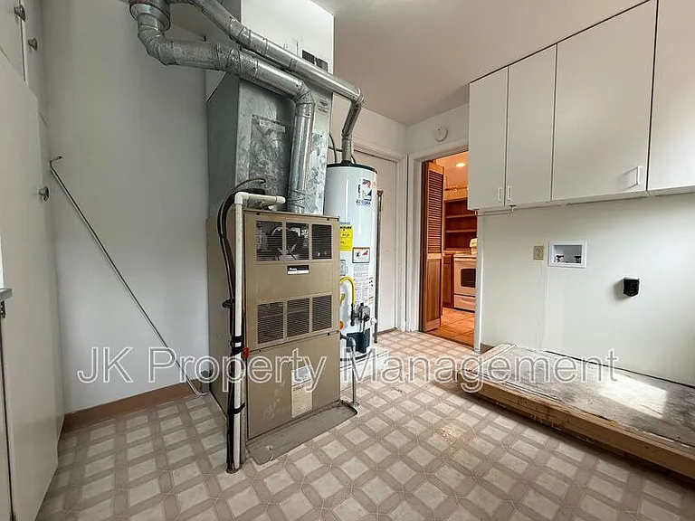 806 Forest Ave — Photo 34