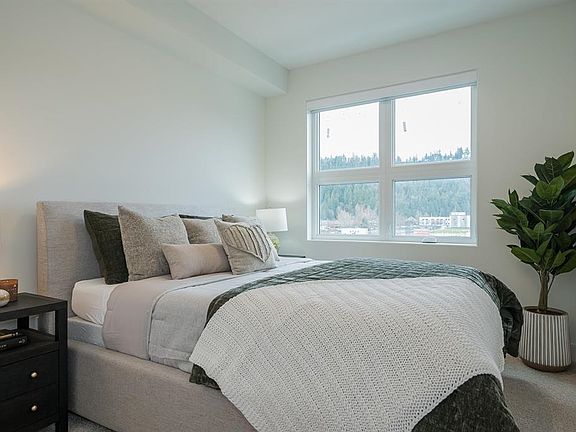 4th image of 46185 Thomas Rd #308