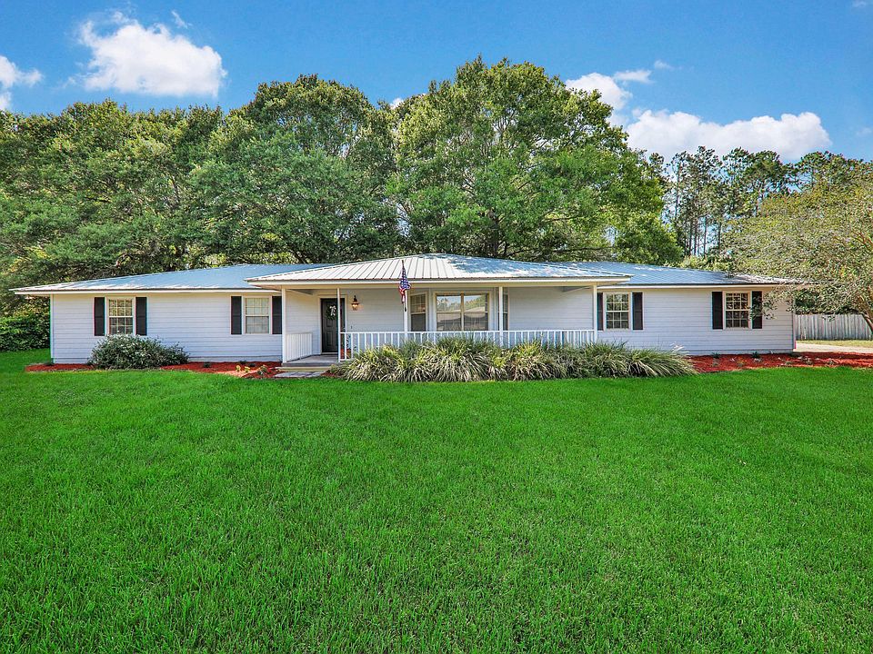 1st image of 288 Velvet Dr